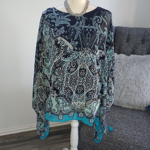 Liquid by Sioni Blouse - Picture 7 of 7